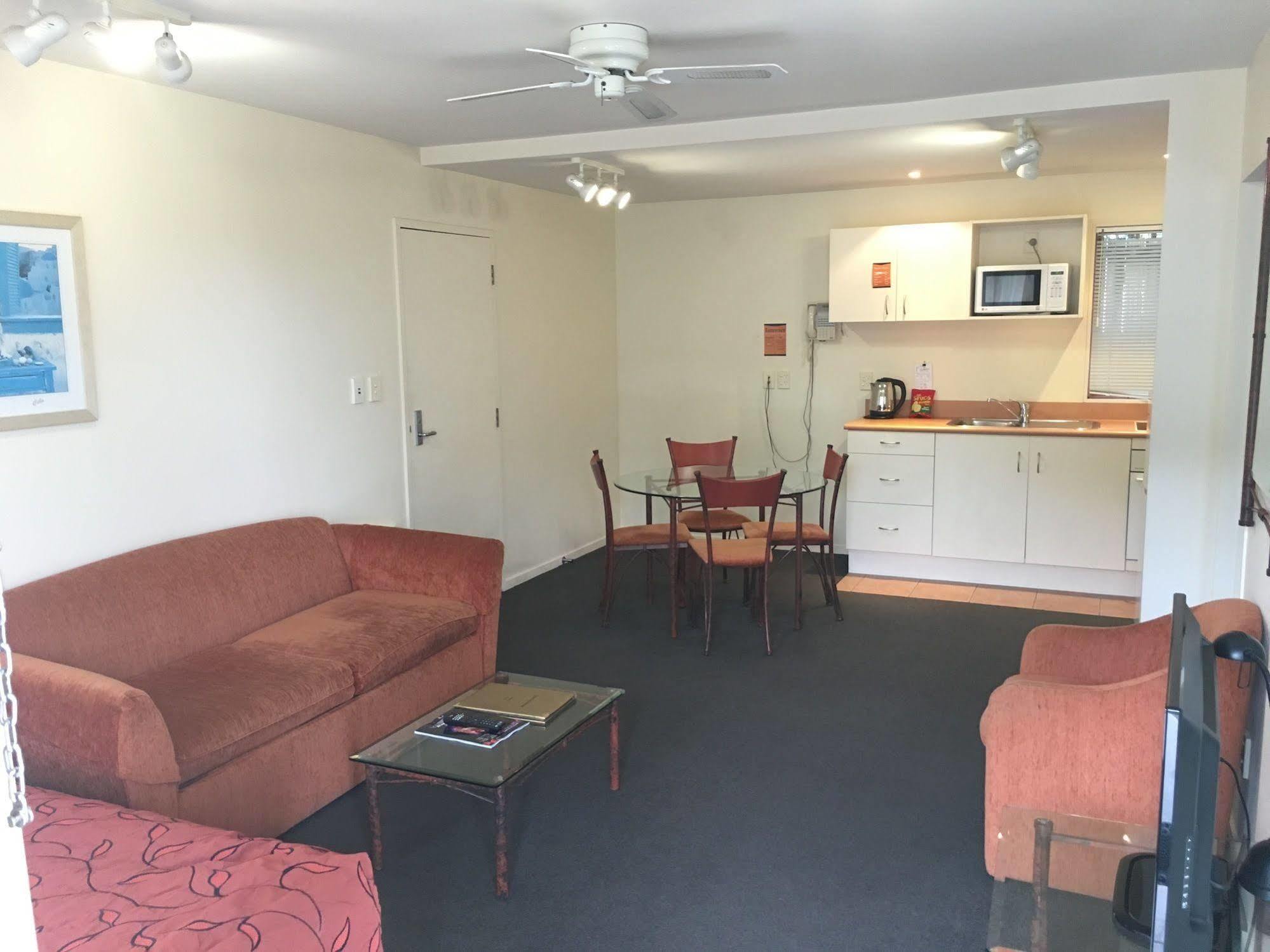 Albany Executive Motor Inn Limited Окленд Экстерьер фото